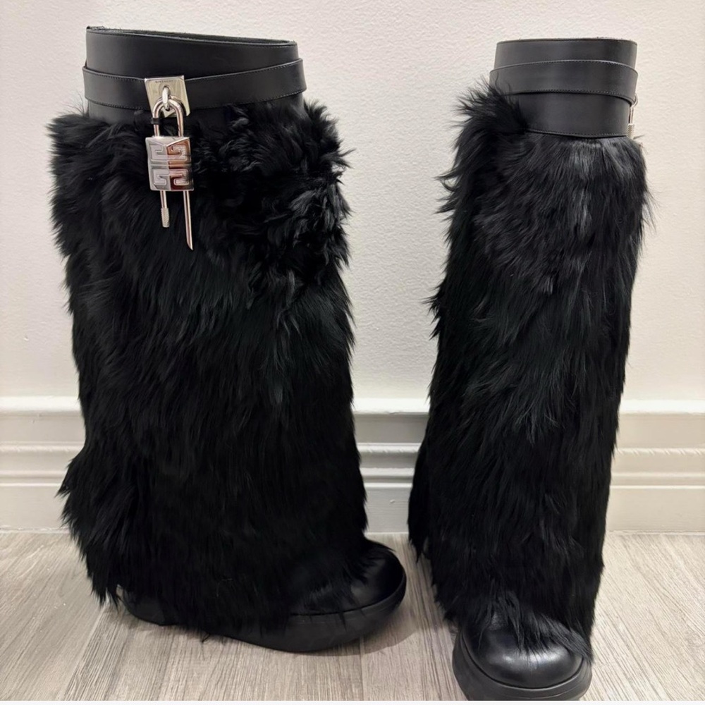 Brand New Givenchy Shark Lock alpaca knee-high boots size 40. - Picture 4 of 11